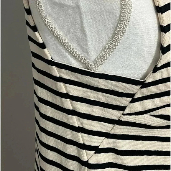 Fossil size S EUC with back zip and bust gusset - Picture 6 of 9